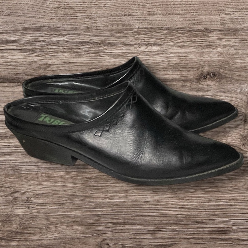 TRIBECA Womens 8.5 B Black Slip On Mule Leather Shoes Heels Sandals Christmas